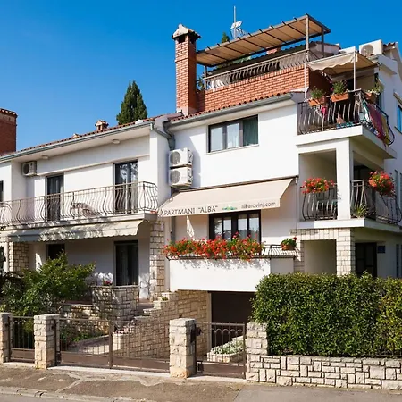 Apartments Alba - Studio Apartment Jasmine 아파트 *